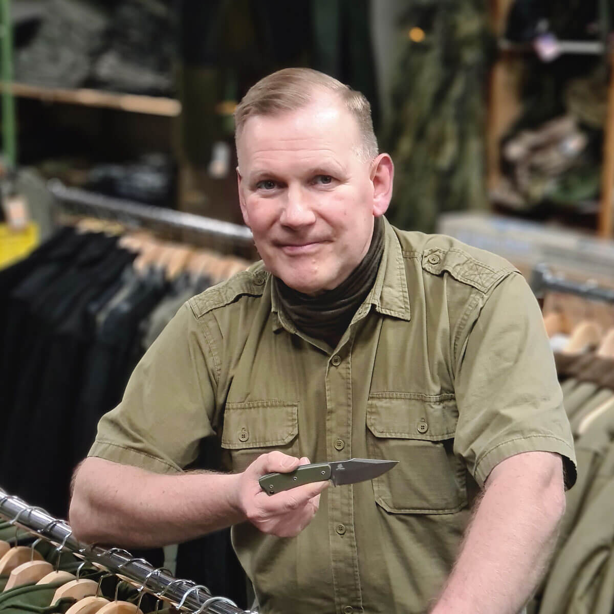 Mein Lieblingsmesser | Jagd- und Armeebekleidung Bender